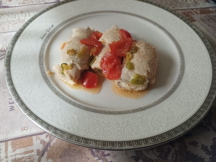 Involtini di pollo con robiola e zucchine
