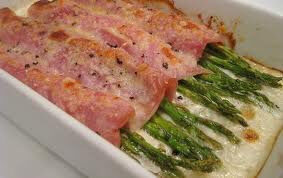 Involtini di prosciutto e asparagi