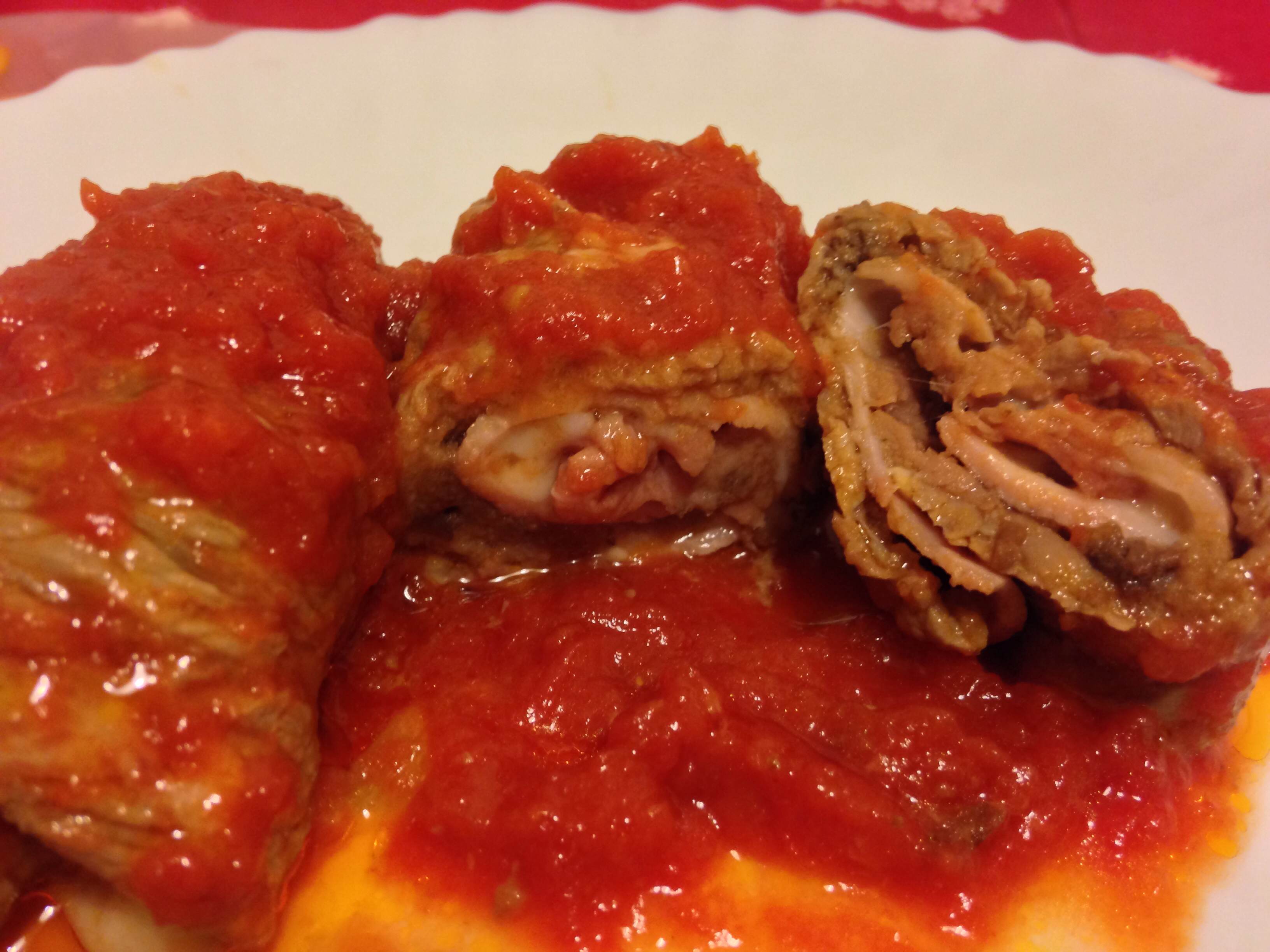 Involtini ripieni alla pizzaiola
