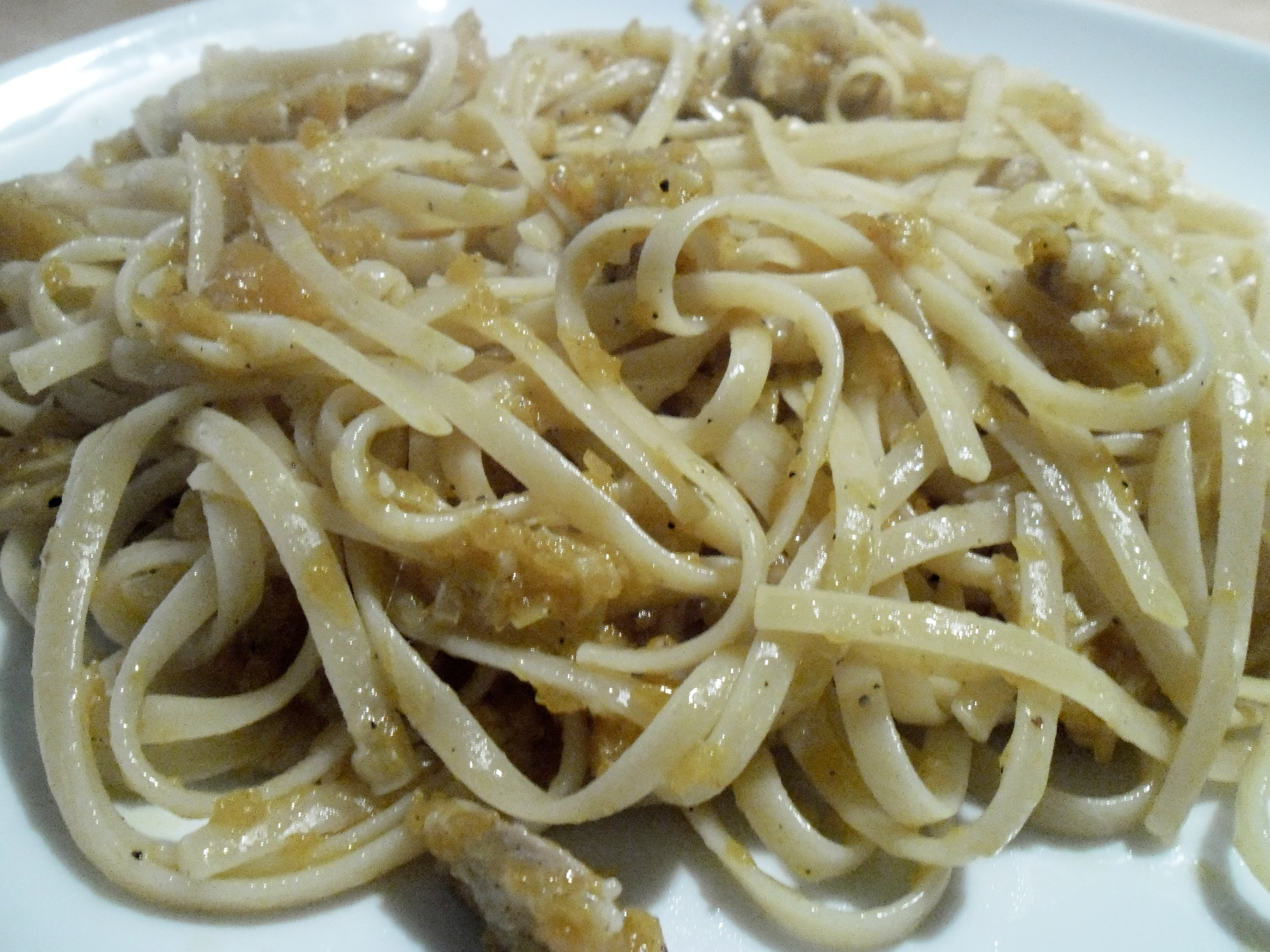 Linguine con zucca, porri e pancetta