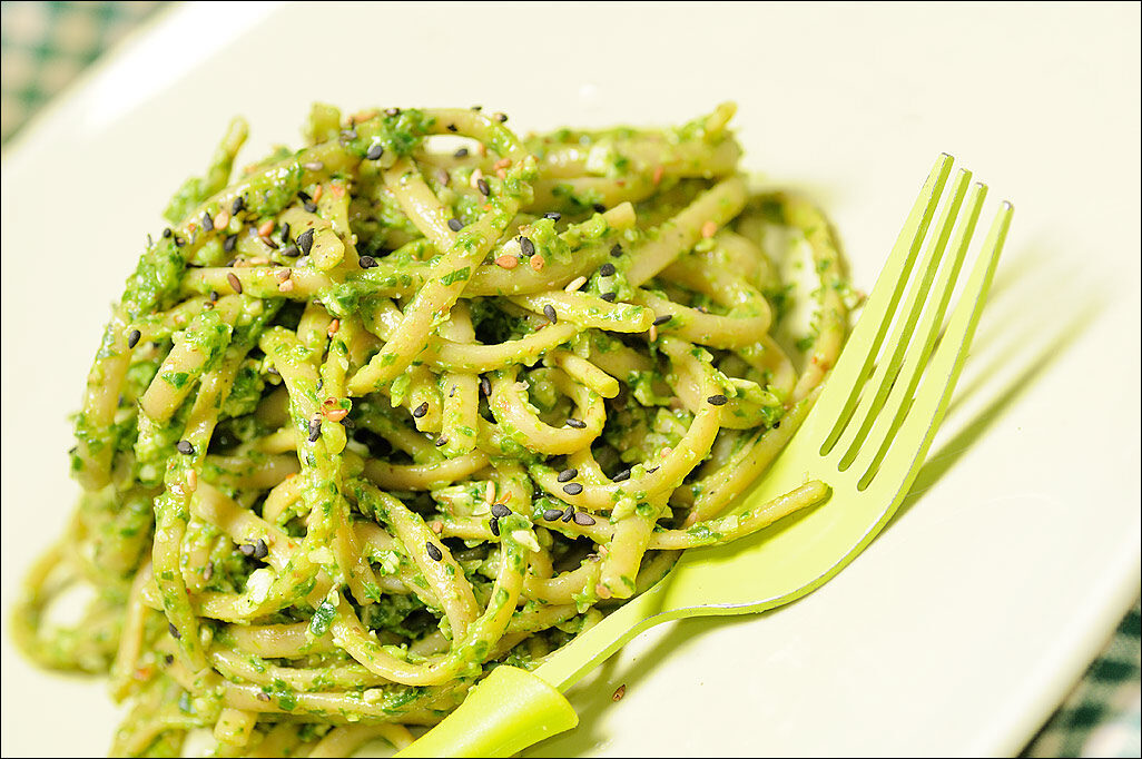 Linguine e pesto di strigoli