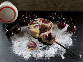 Mini clafoutis alle ciliegie senza glutine e lattosio – video ricetta