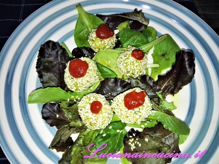 Mini crocchette di baccelli nel sesamo