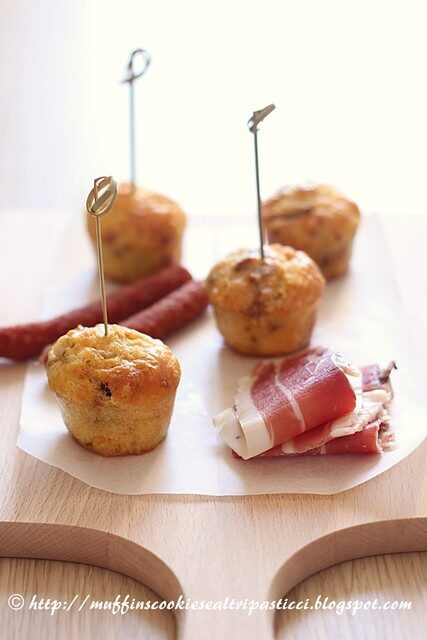 Minicakes del nord alla birra e cipolle fritte