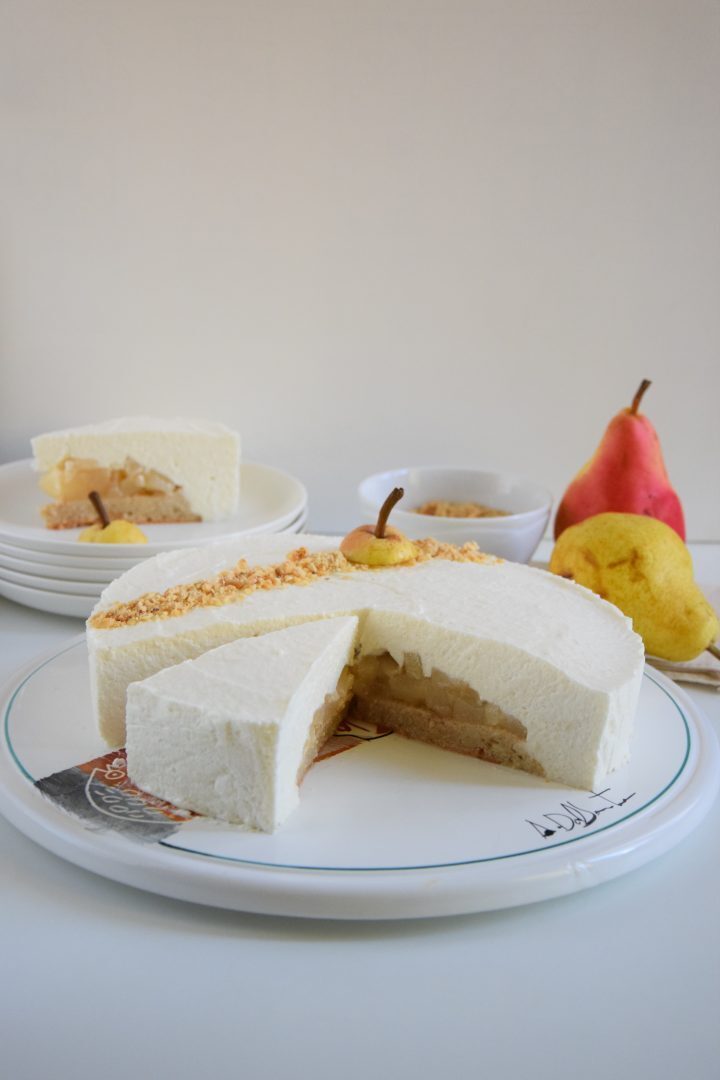 Mousse cake alle pere e nocciole