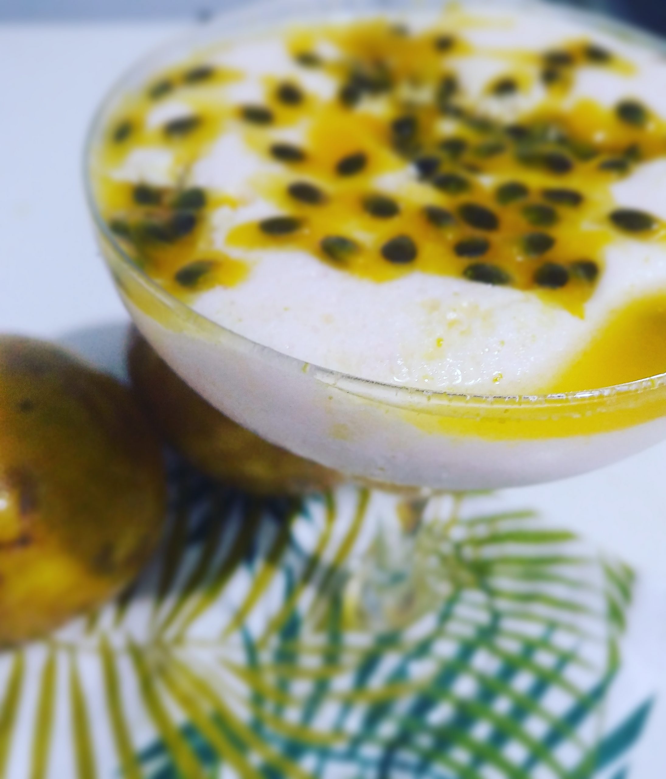 Mousse di maracuja (frutto della passione)
