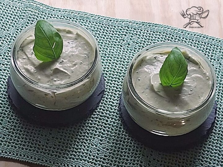 Mousse pistacchio e basilico