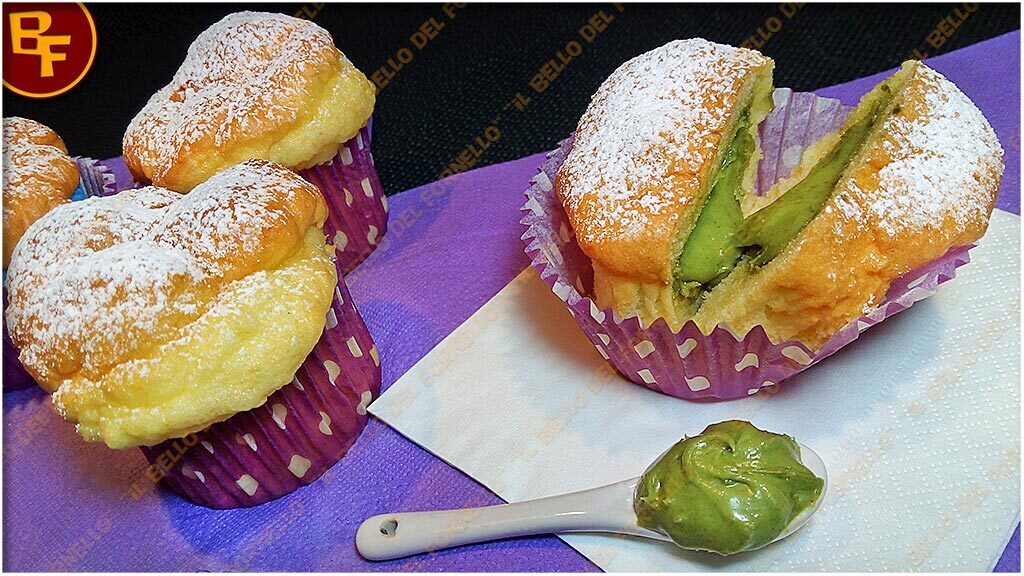 Muffin all’acqua con crema di pistacchio
