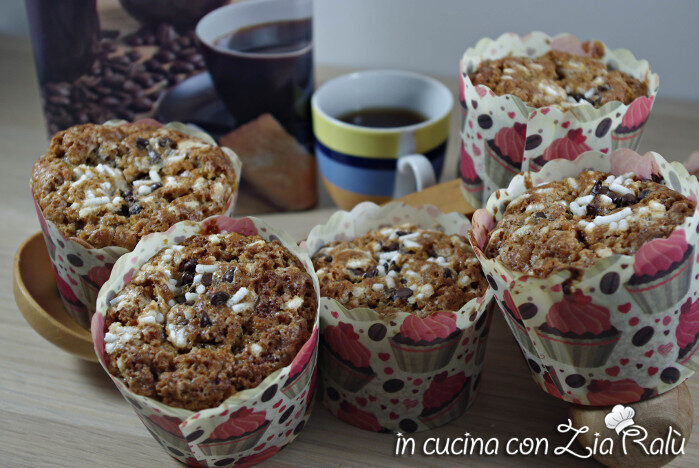 Muffins al caffè e cioccolata bianca