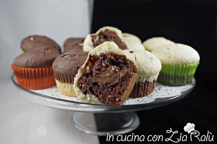 Muffins bicolore cocco e cioccolato