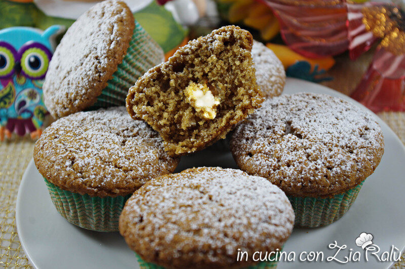Muffins orzo e cioccolata bianca