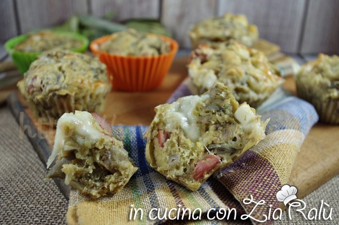 Muffins salati carciofi wurstel e scamorza