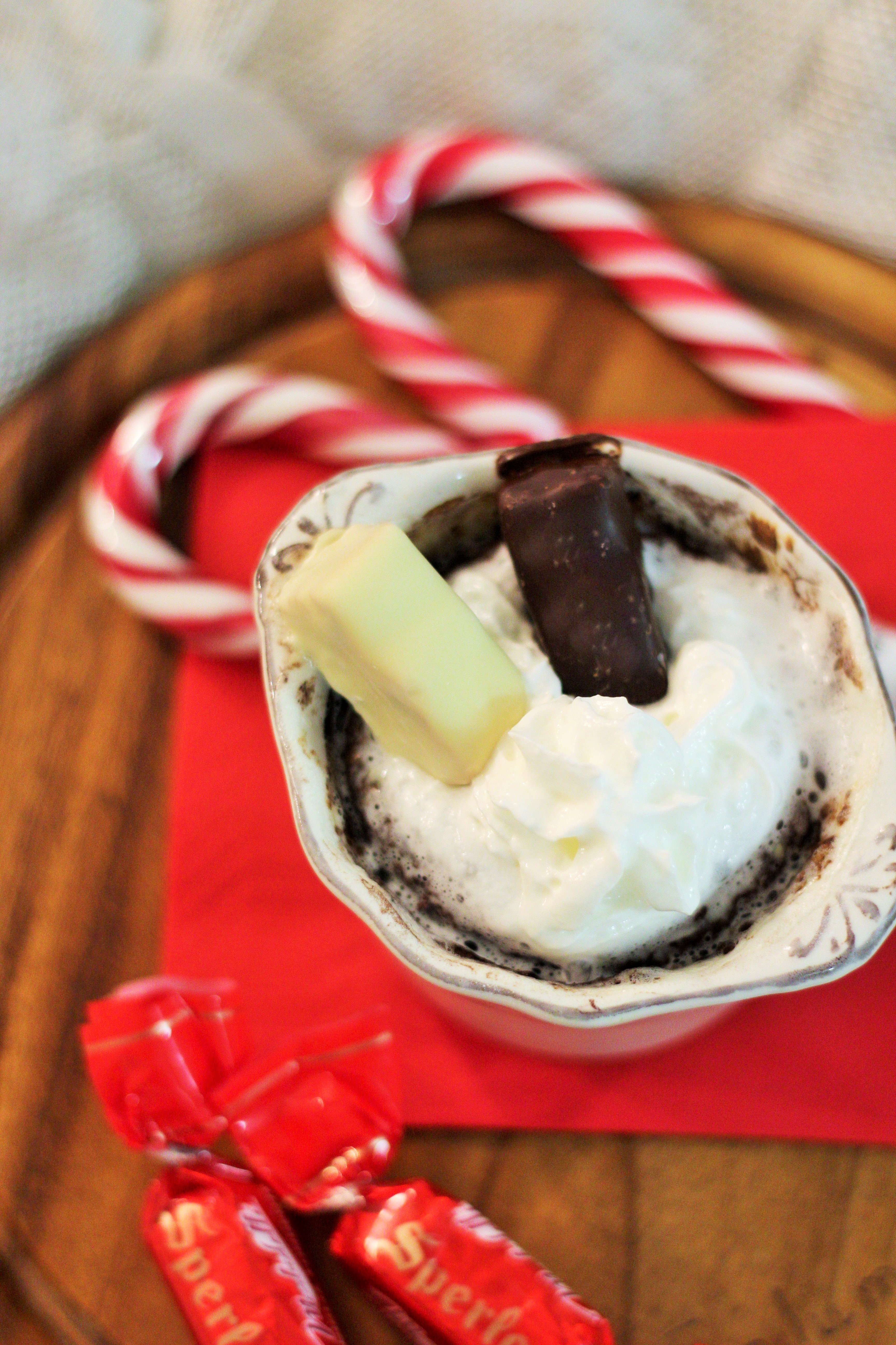 Mug cake in forno al doppio cioccolato