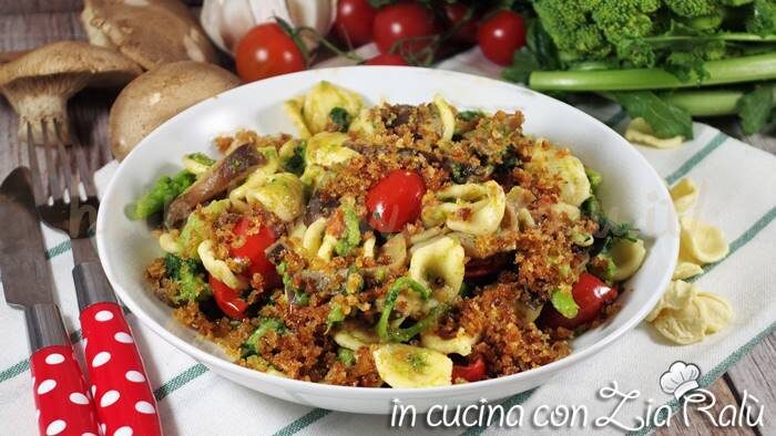 Orecchiette cime di rapa e funghi cardoncelli