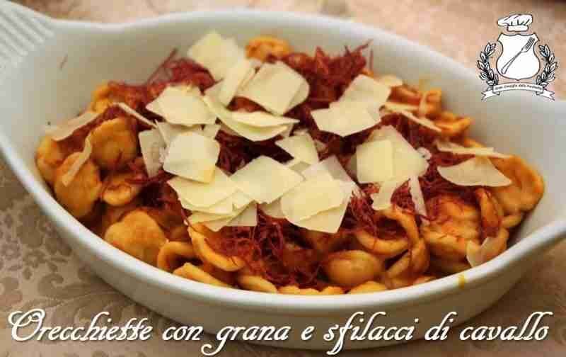 Orecchiette con grana e sfilacci di cavallo