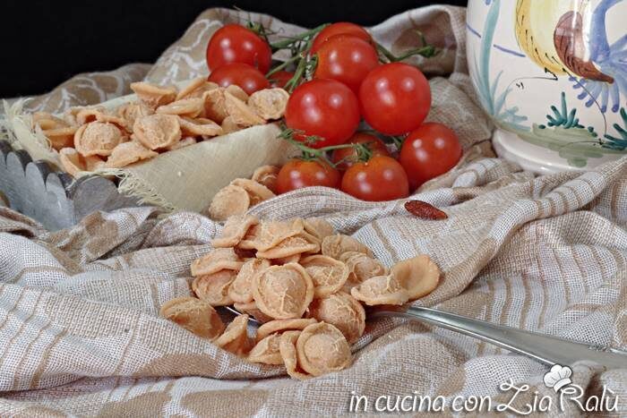 Orecchiette pomodoro e paprika