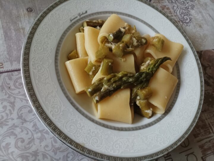 Paccheri agli asparagi