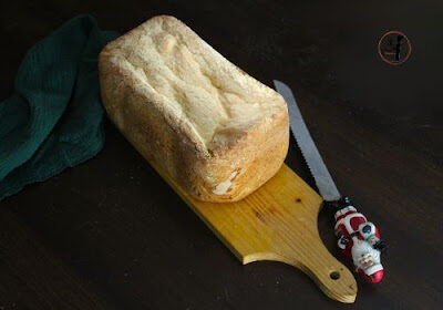 Pagnotta croccante al mais con la macchina del pane: servite questo pane per Natale, si sposa benissimo con i patè e da intingere in salse e sughi