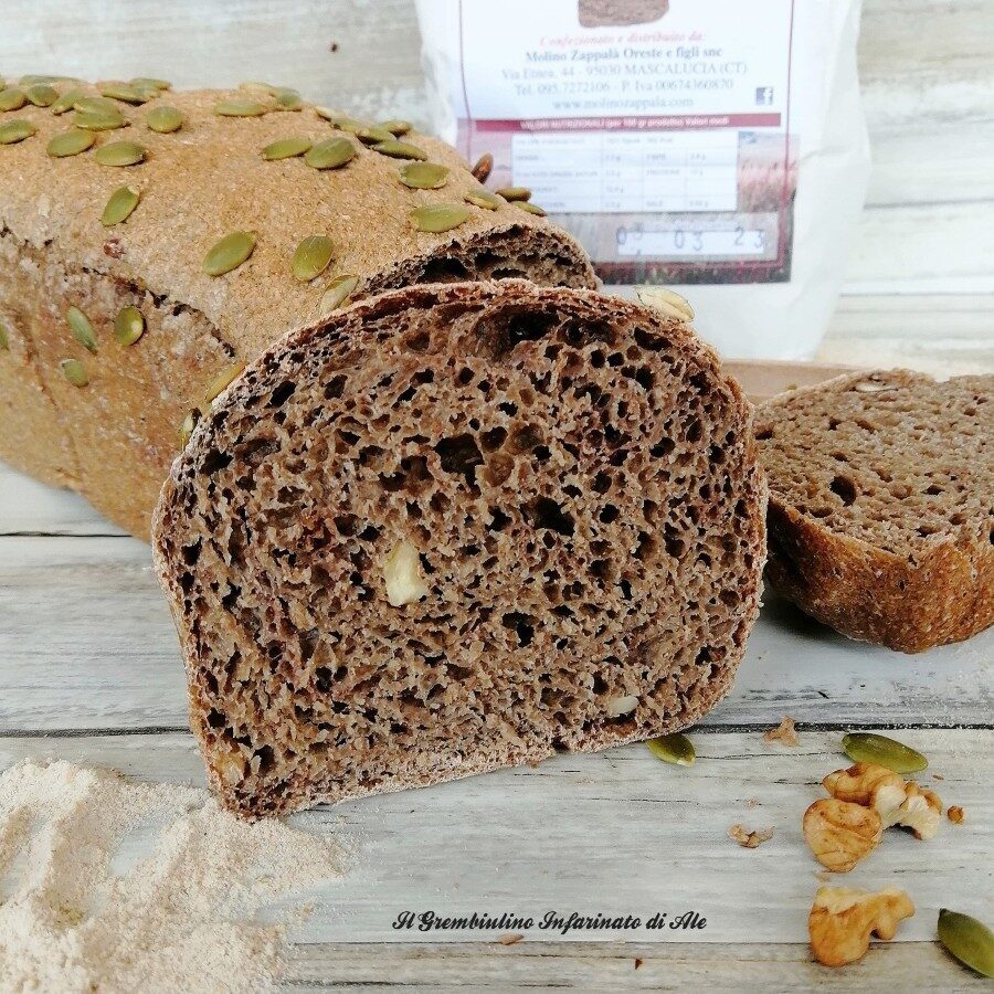 Pan bauletto al nero di sicilia