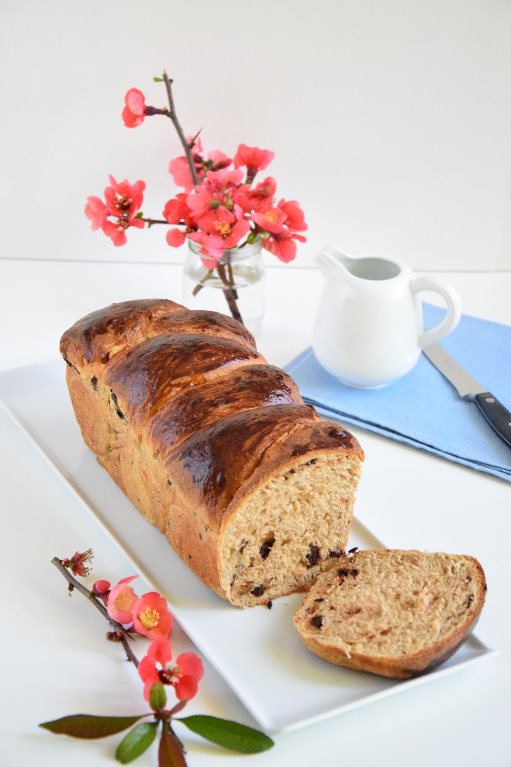 Pan brioche pere e cioccolato con lievito madre