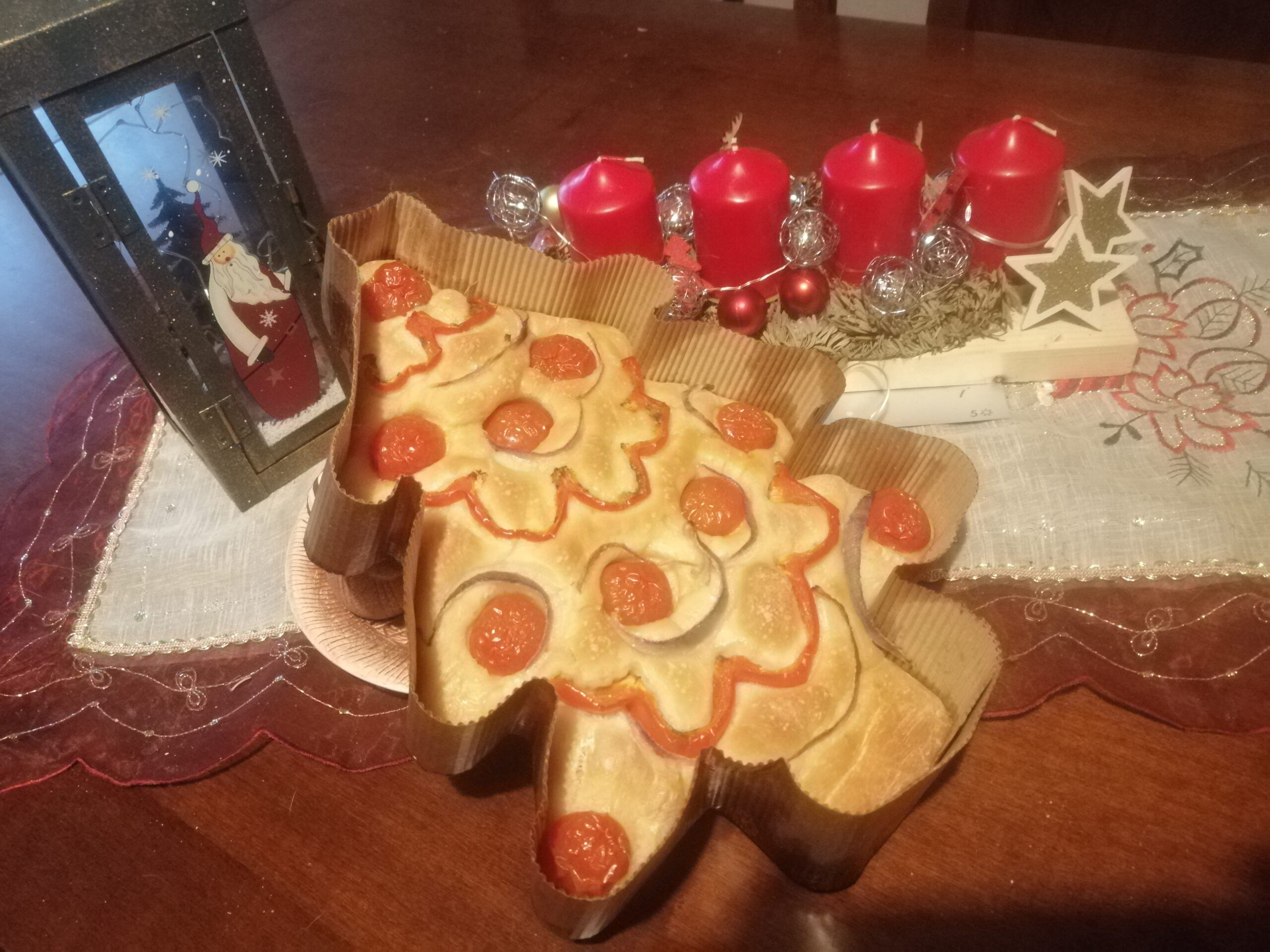 Pan focaccia al latte natalizio
