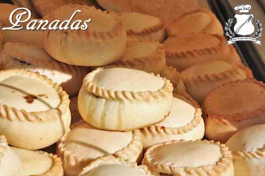 Panadas con maiale e patate