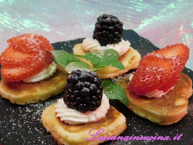 Pancake alla frutta mini