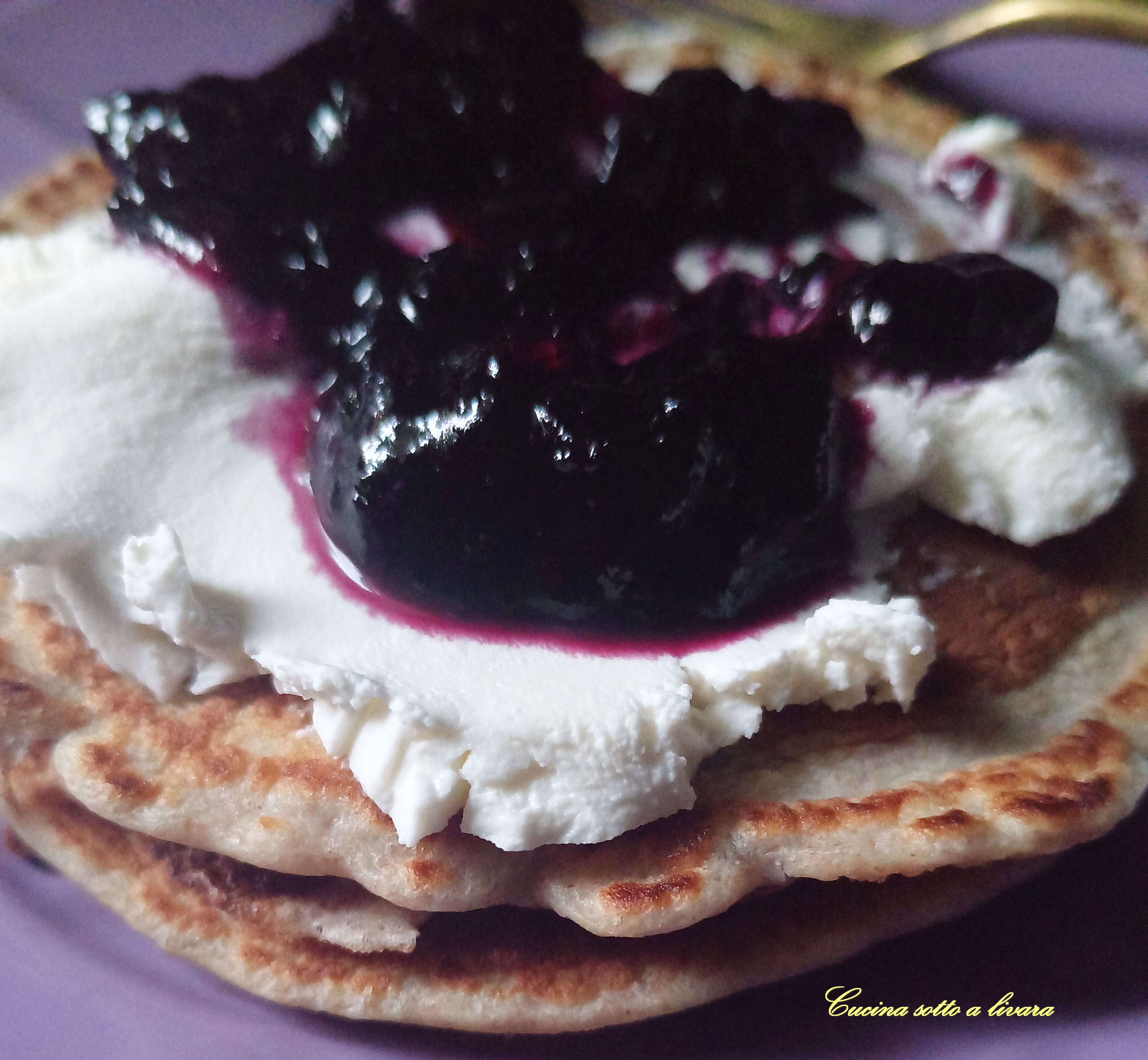 Pancake con farina grani antichi e ricotta di bufala