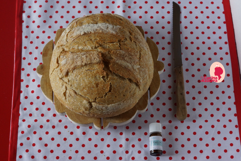 Pane con olio essenziale all’origano