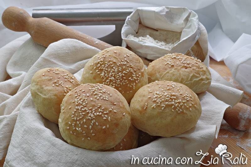 Panini per hamburger – burger buns senza lattosio