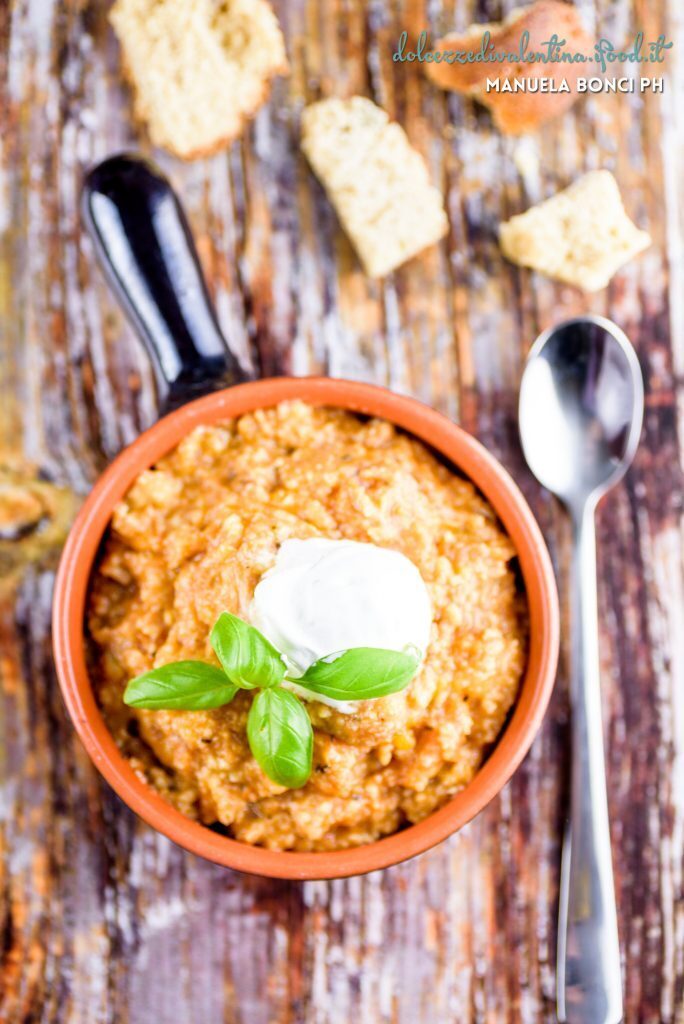 Pappa al pomodoro con gelato al basilico