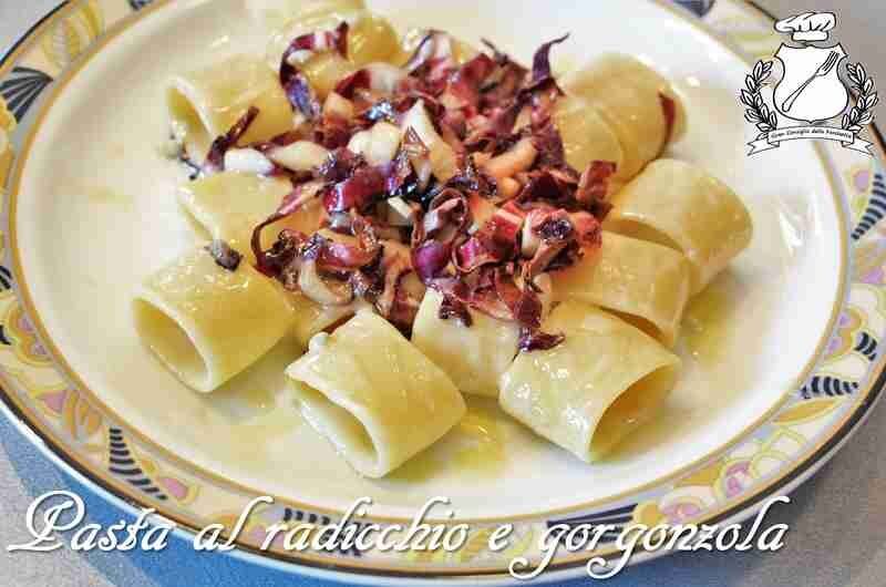 Pasta al radicchio e gorgonzola