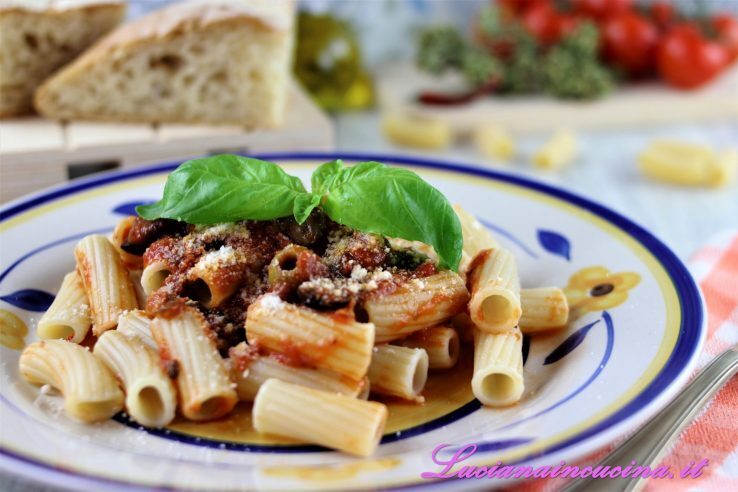 Pasta alla puttanesca