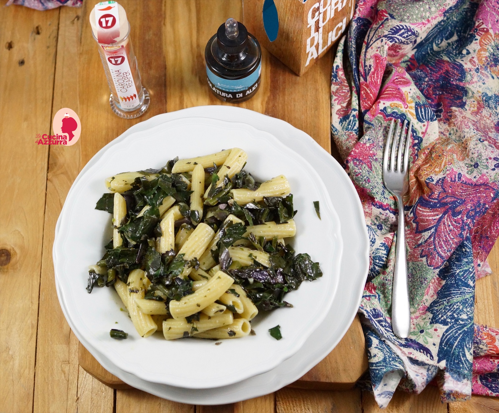 Pasta alle puntarelle di cavolo viola e colatura di alici di cetara