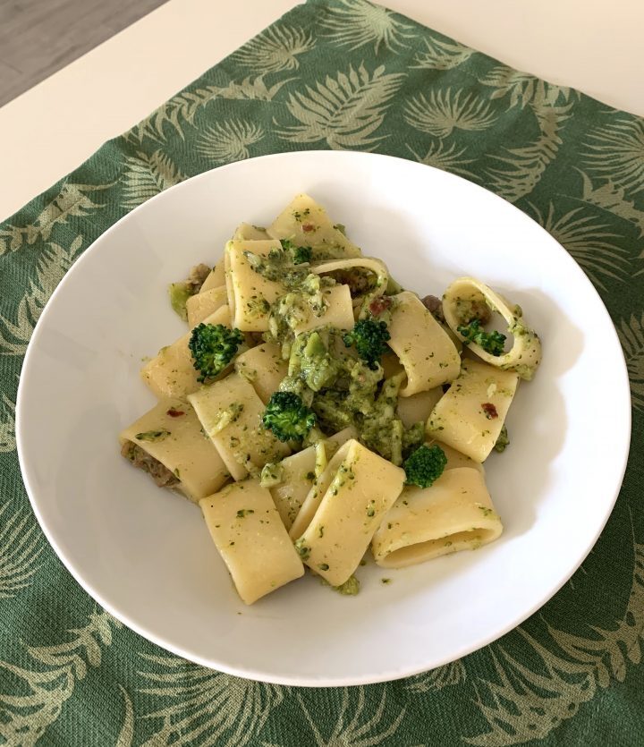 Pasta broccoli e salsiccia