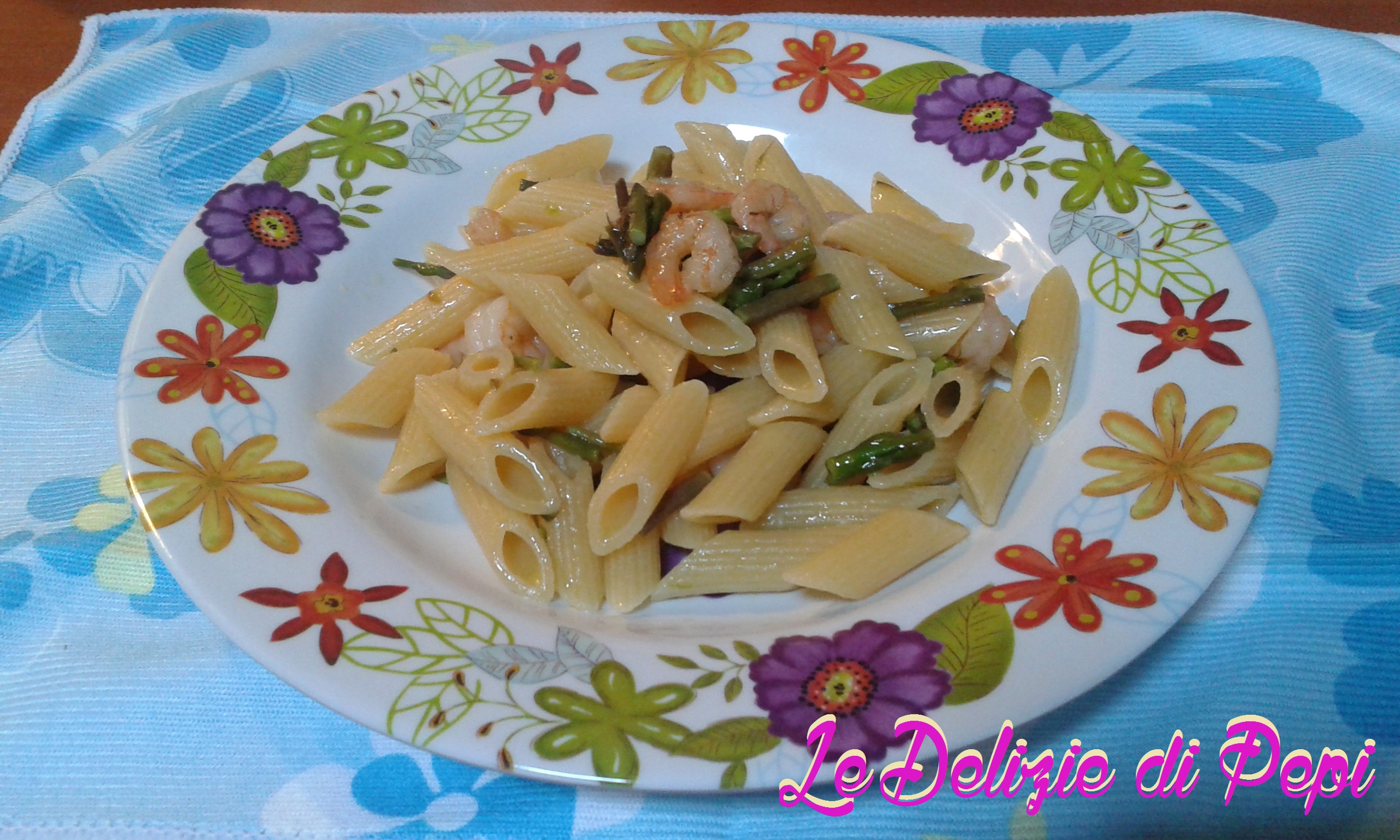Pasta con asparagi e gamberetti