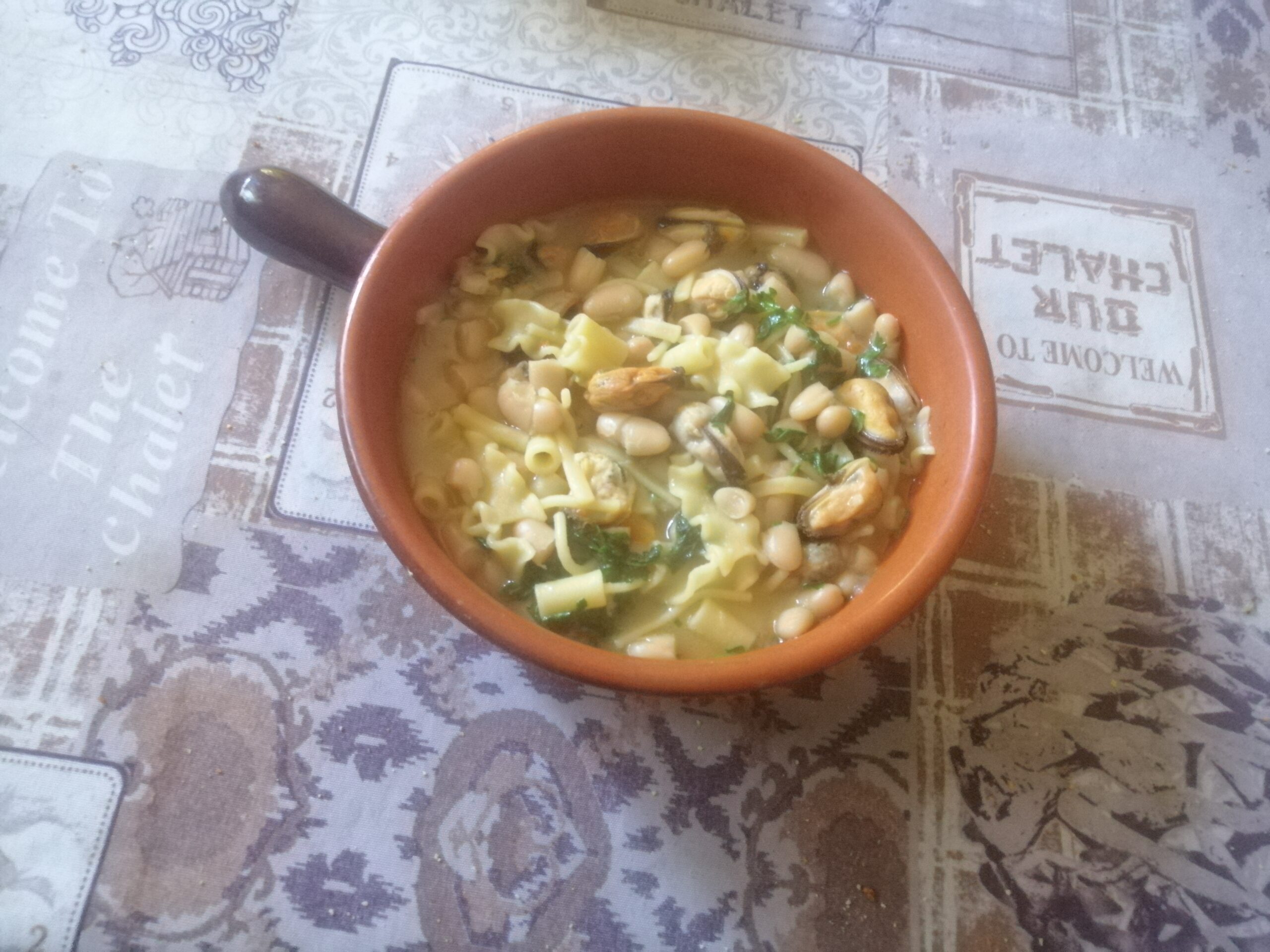 Pasta con fagioli cannellini e cozze