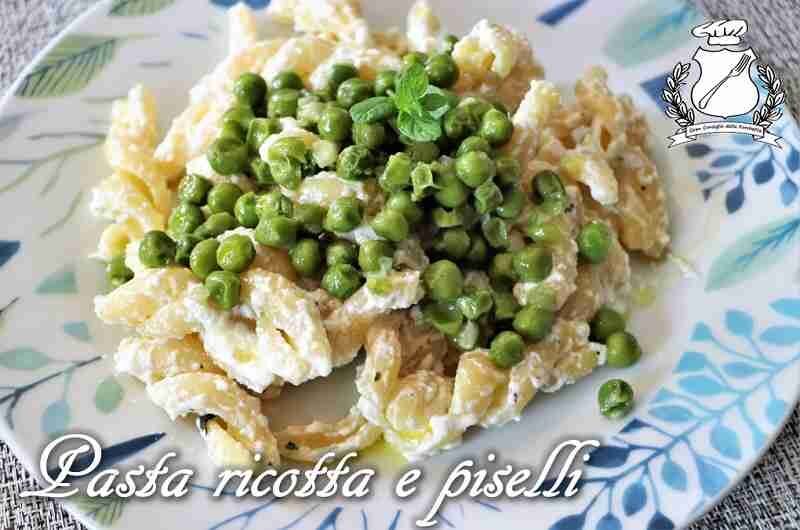 Pasta con ricotta e piselli