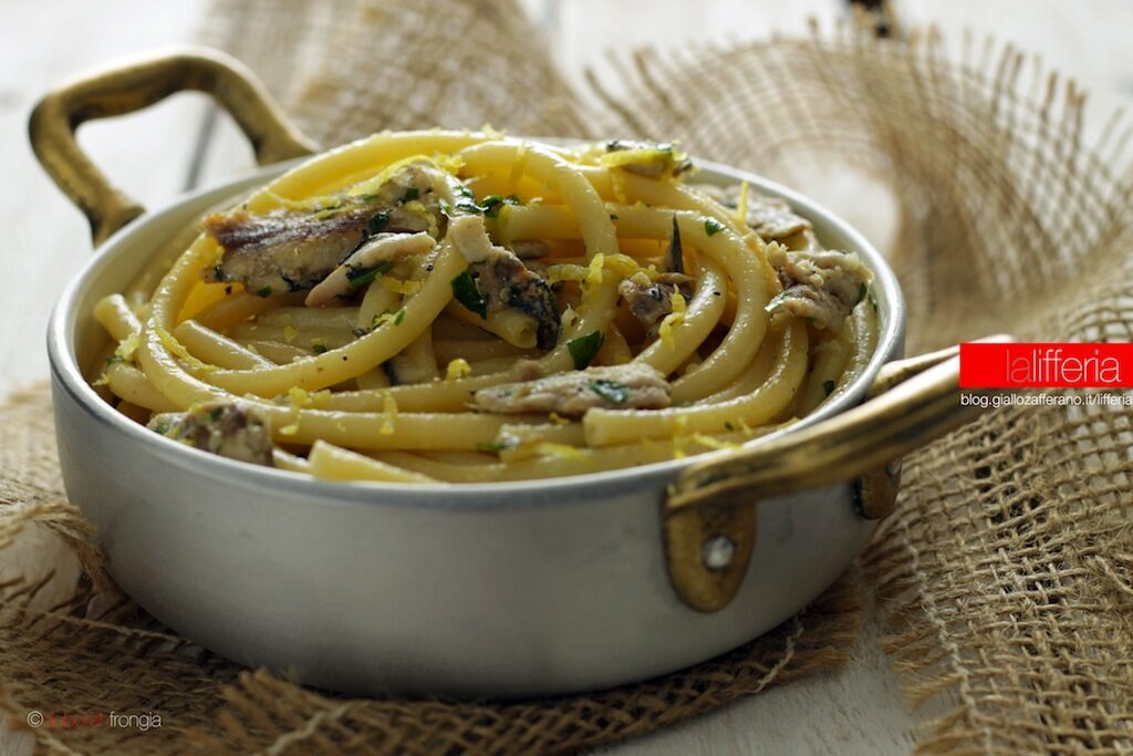 Pasta con sarde e limone, ricetta veloce