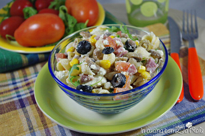 Pasta fredda estiva – conchigliette colorate