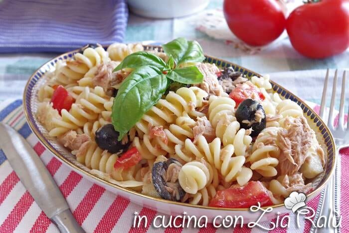 Pasta fredda tonno carciofini e olive
