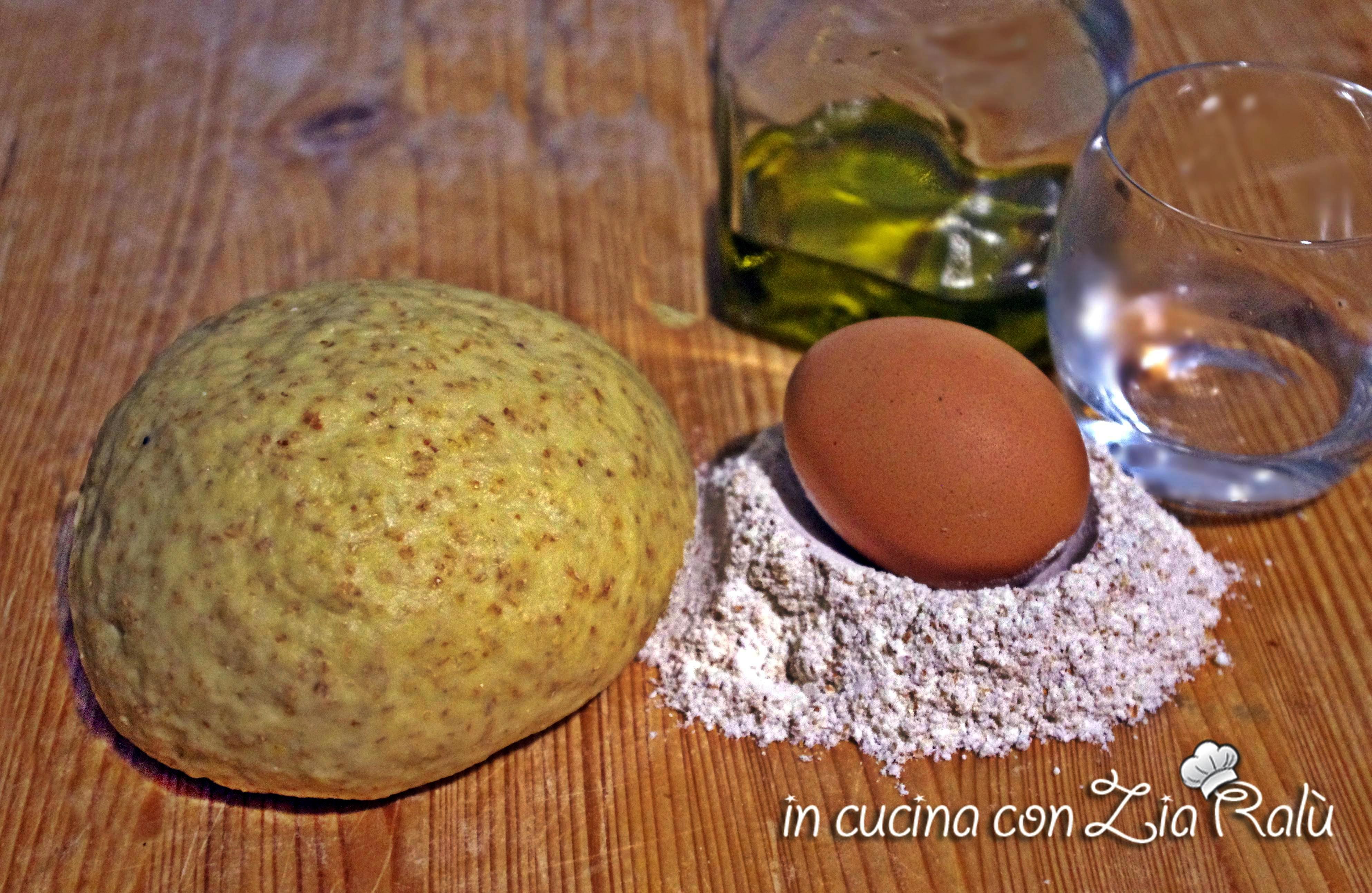 Pasta per strudel salati integrale