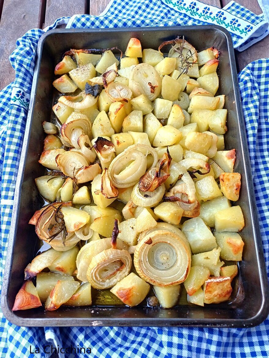 Patate e cipolle al forno
