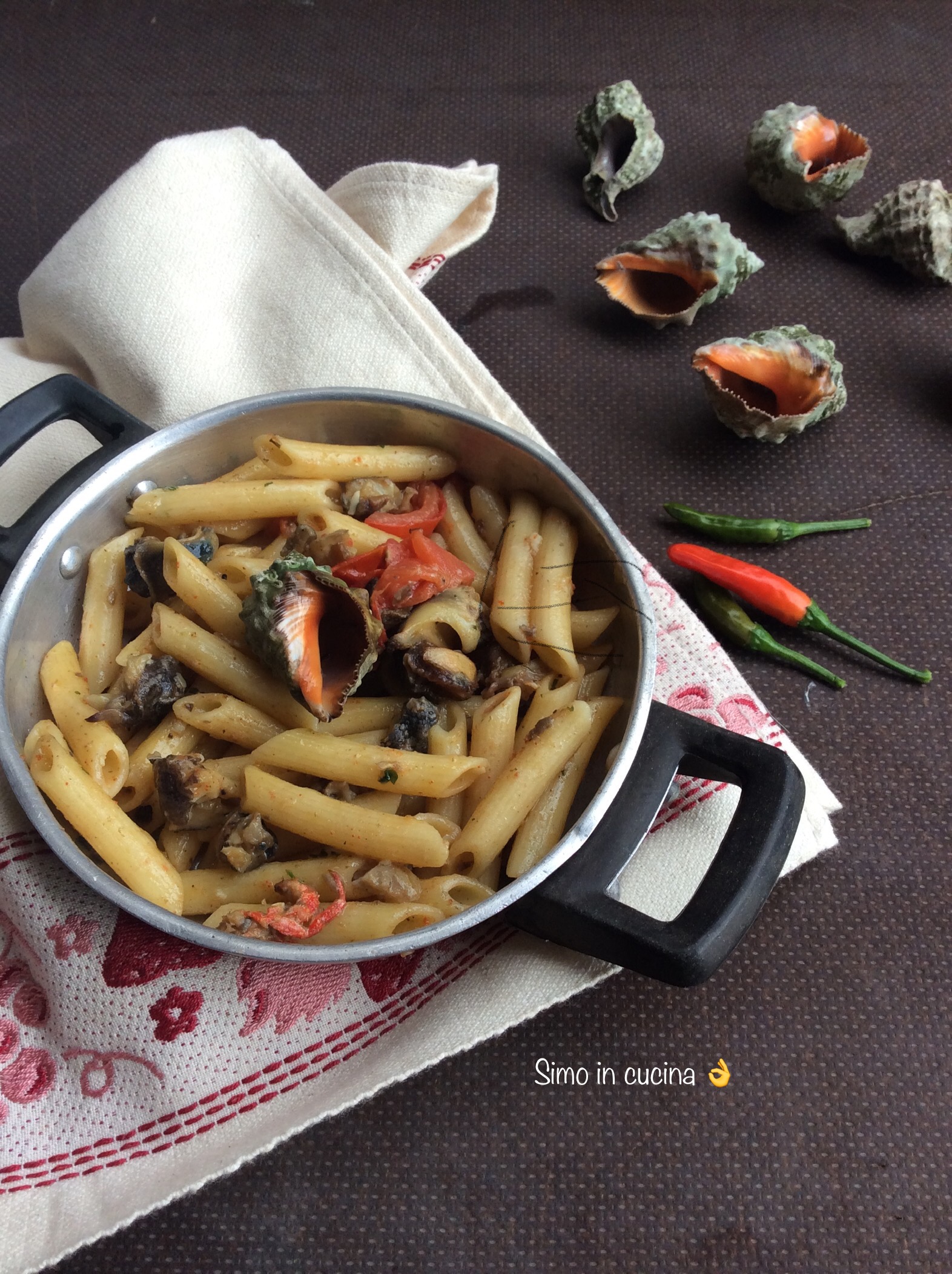 Penne con sconcigli di mare