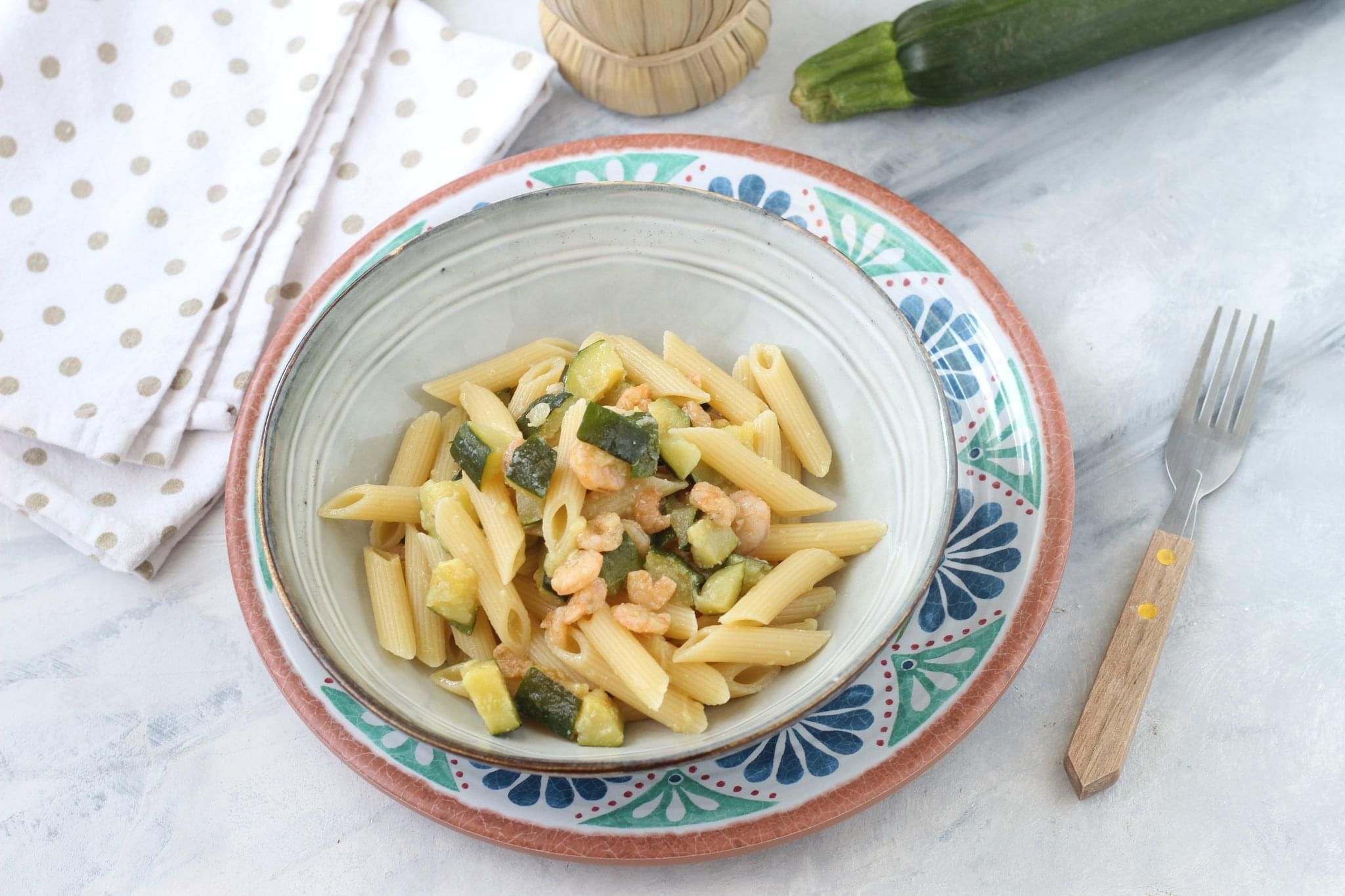 Penne con zucchine e gamberetti