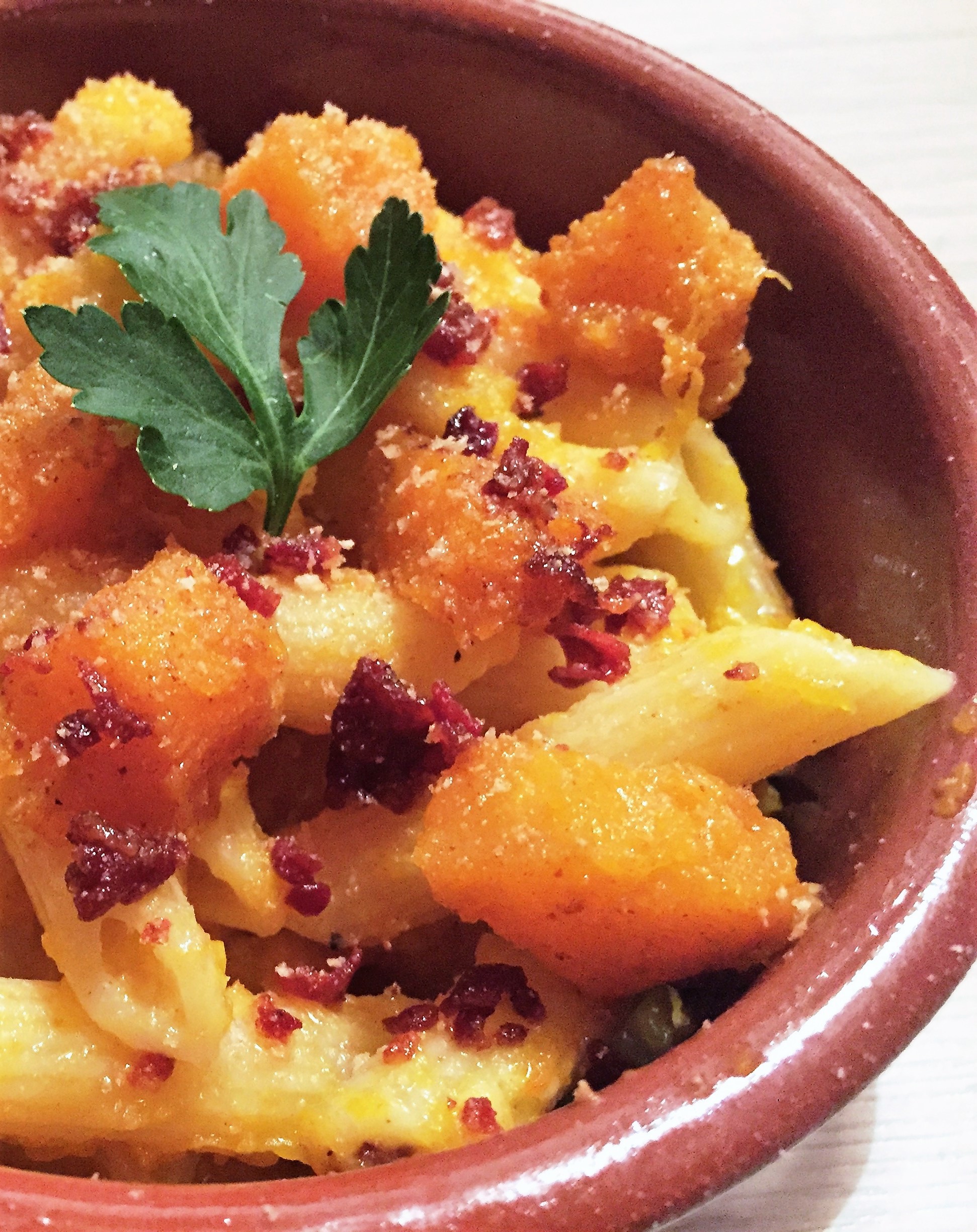 Penne zucca bacon croccante e amaretti