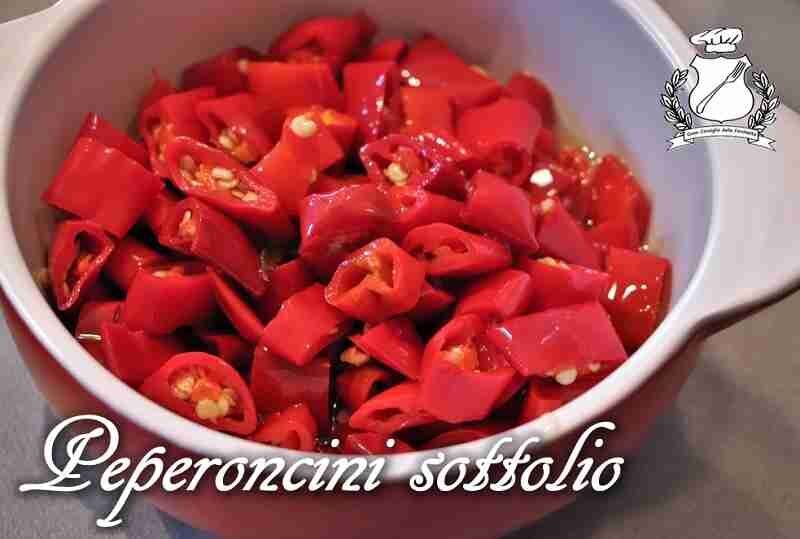 Peperoncini sottolio
