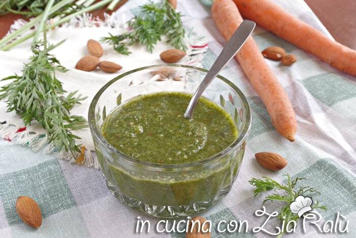Pesto di foglie di carote