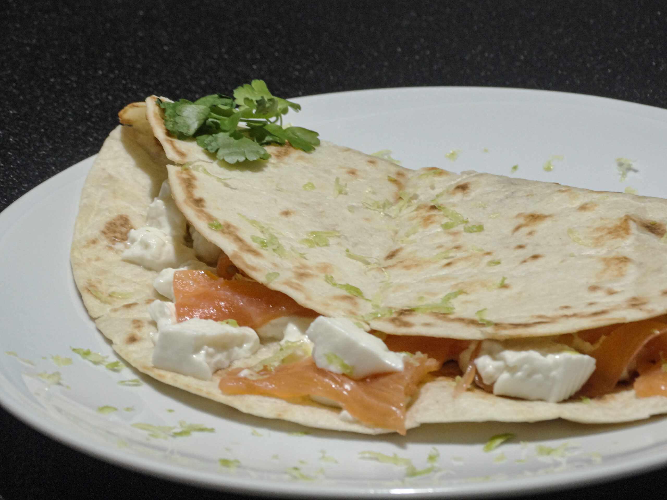 Piadina con salmone e stracchino