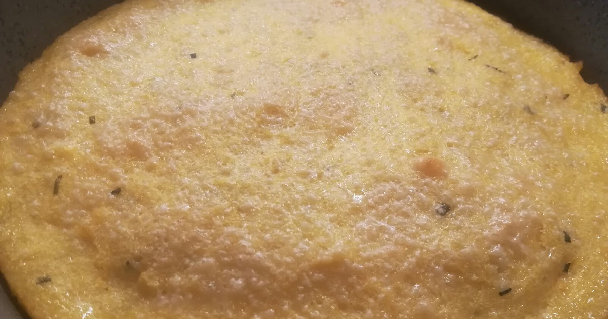 Pizza di polenta e prosciutto